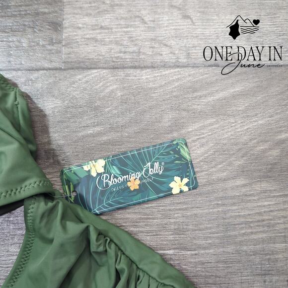 Blooming Jelly Cut Out One Piece Swimsuit Size M - Picture 4 of 7